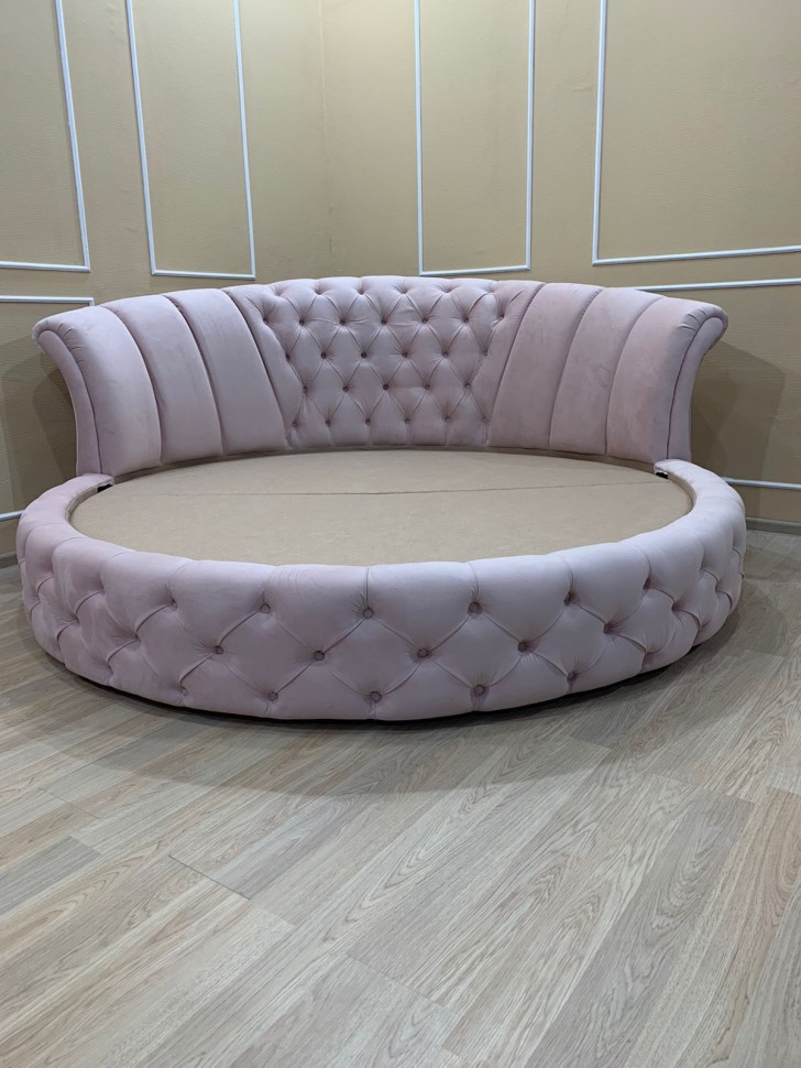 Кровать с подиумом, обивка EVITA 10, ножки стандарт.