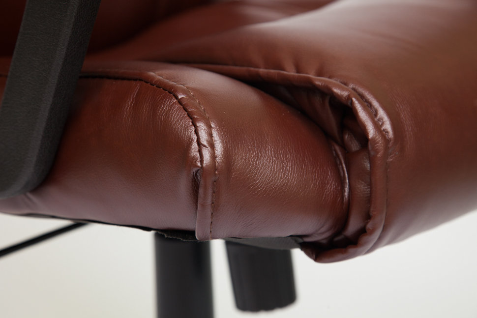 Кресло руководителя BERGAMO (22)