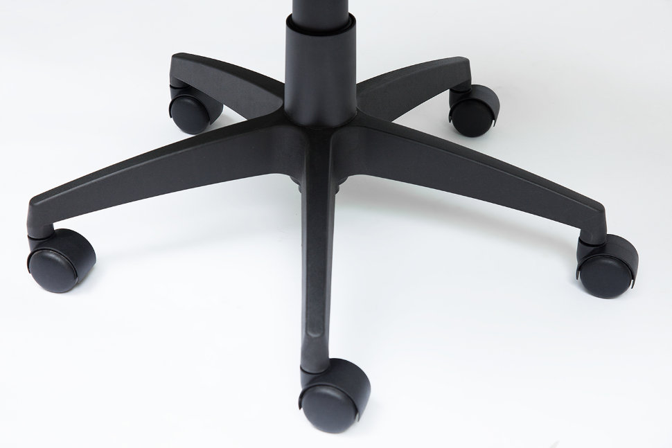 Офисное кресло Scout