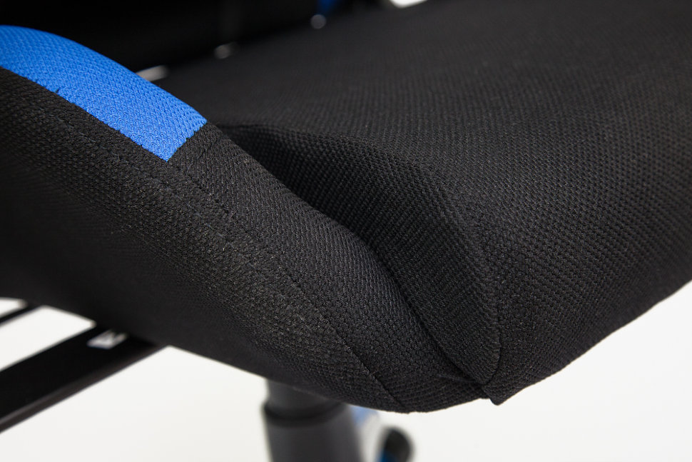 Игровое кресло iGear